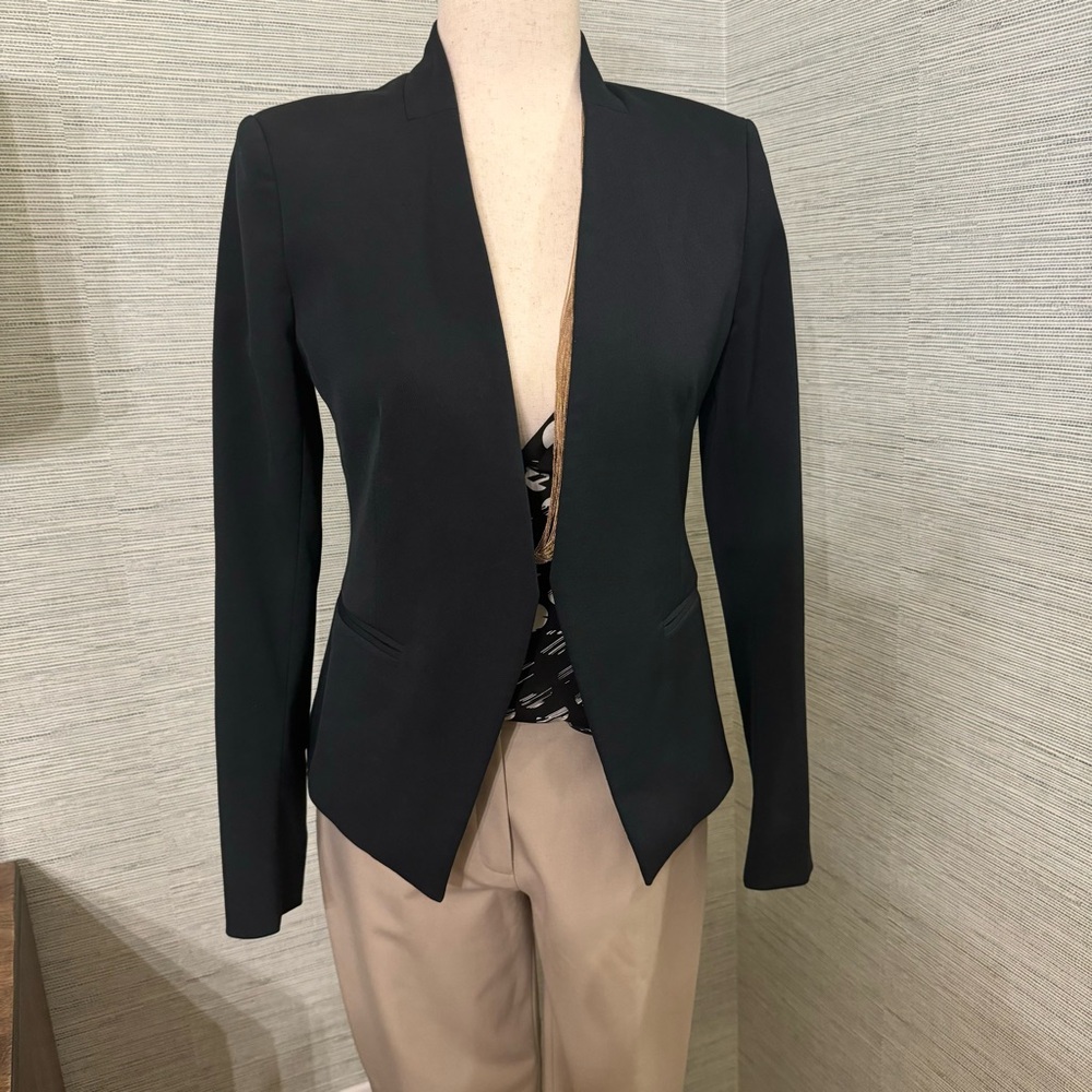 Theory Black Blazer. Sharp Cut! Sz 4 - image 2